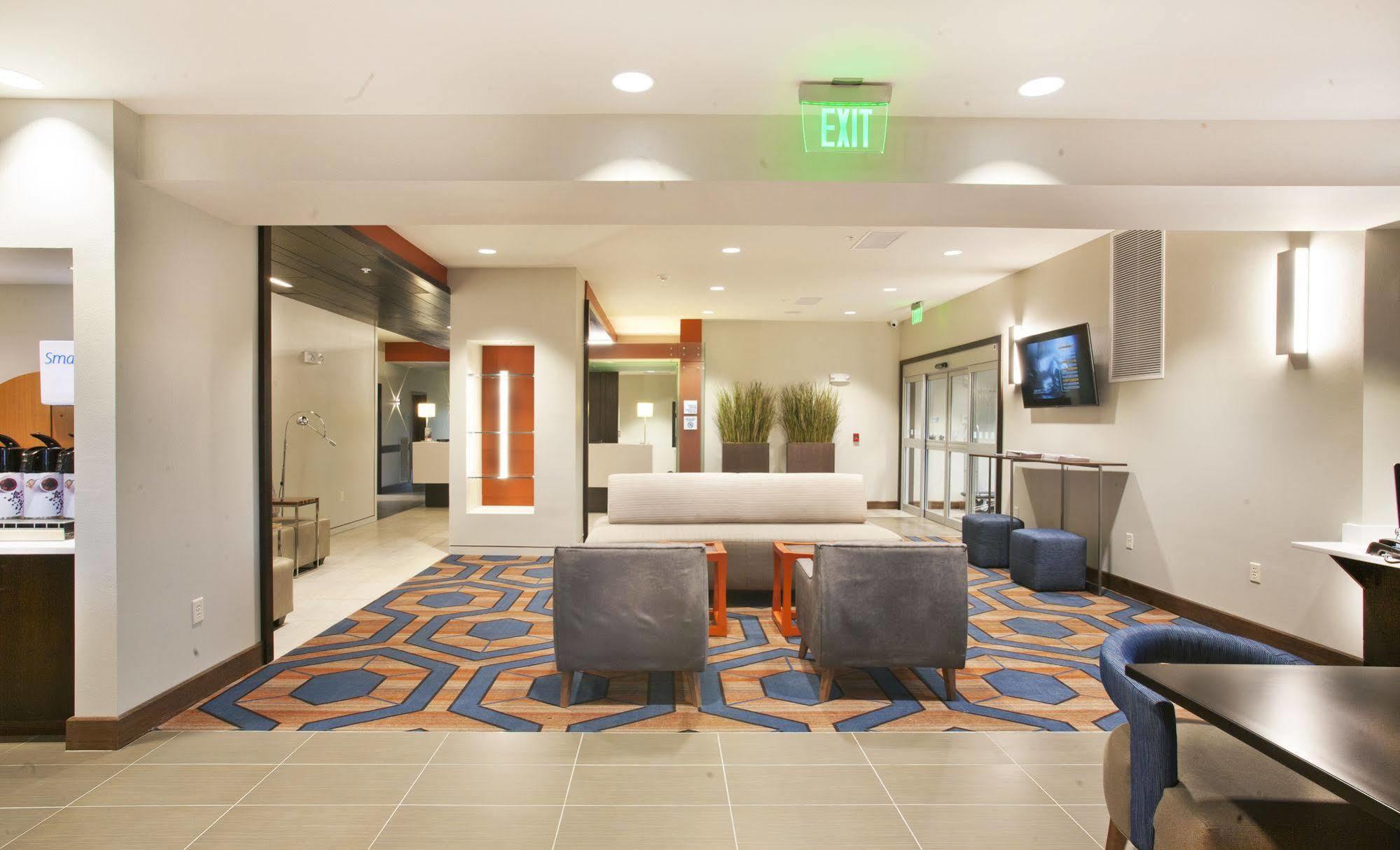 Holiday Inn Express Hotel & Suites Hot Springs By Ihg Zewnętrze zdjęcie