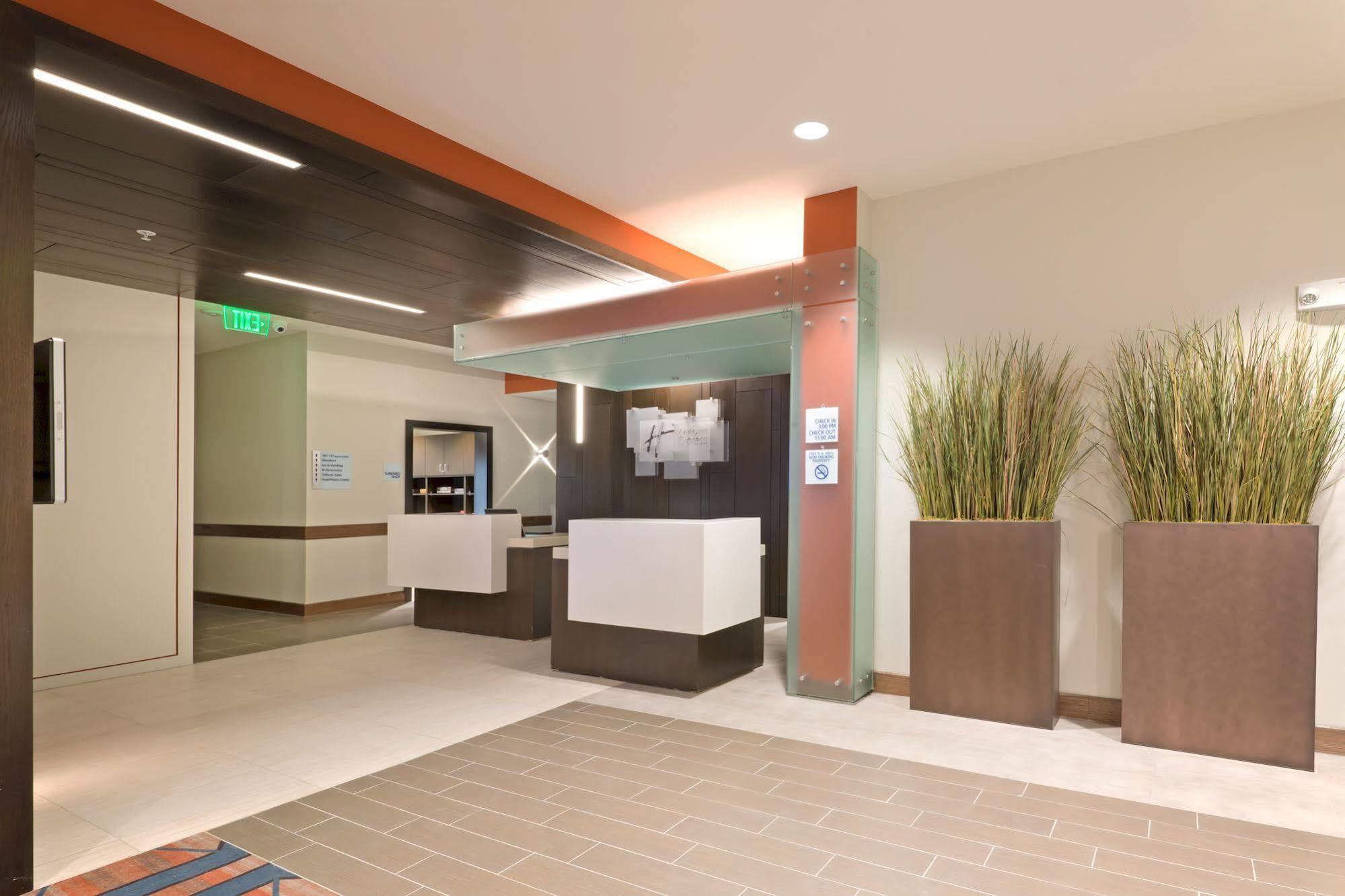 Holiday Inn Express Hotel & Suites Hot Springs By Ihg Zewnętrze zdjęcie